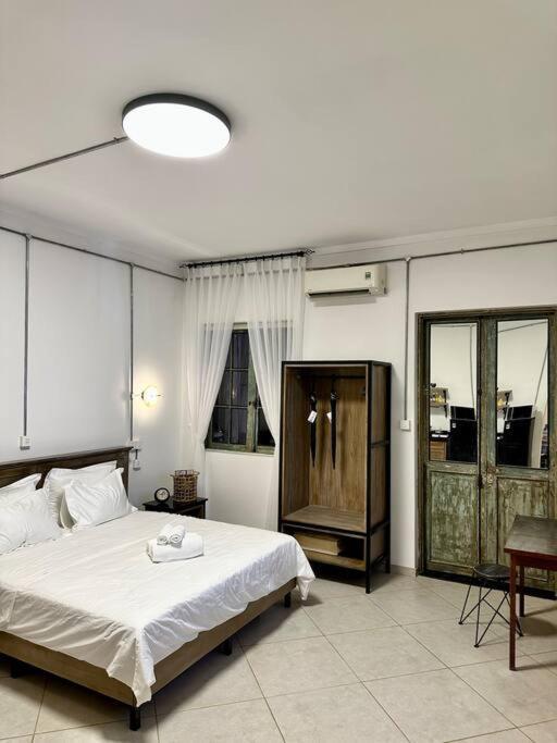 דירות הו צ'י מין סיטי Le Bijou Chic In The Heart Of Saigon Charm With View מראה חיצוני תמונה