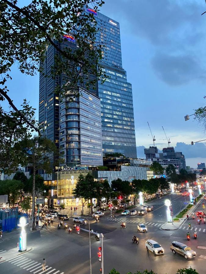 דירות הו צ'י מין סיטי Le Bijou Chic In The Heart Of Saigon Charm With View מראה חיצוני תמונה