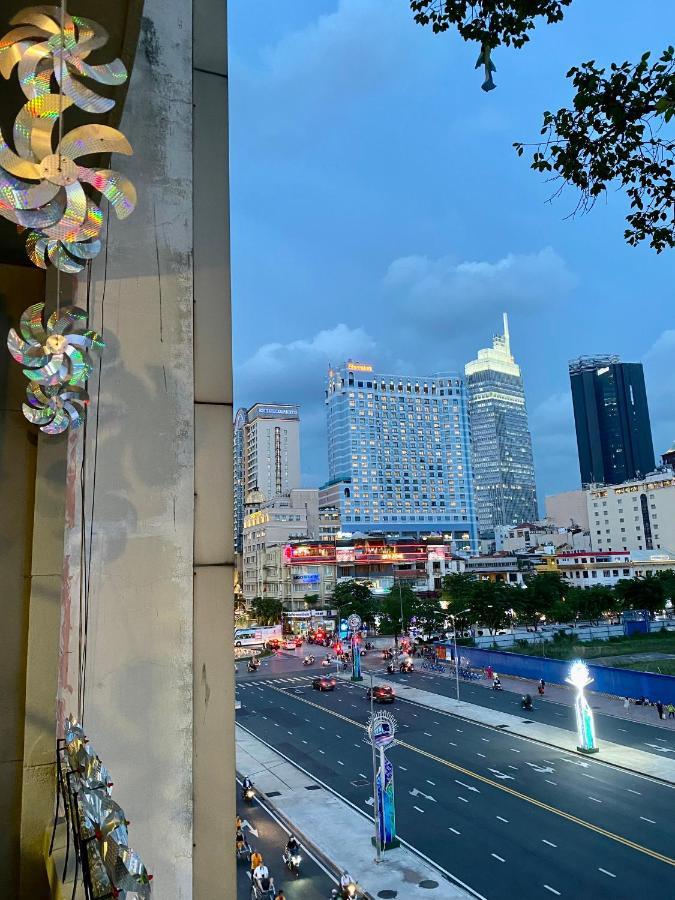 דירות הו צ'י מין סיטי Le Bijou Chic In The Heart Of Saigon Charm With View מראה חיצוני תמונה
